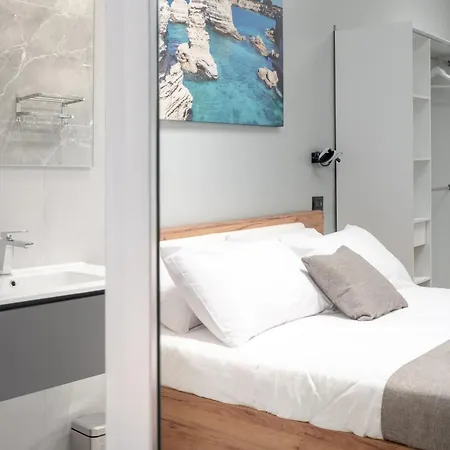 Piazza Pertini - Perla Apartment *